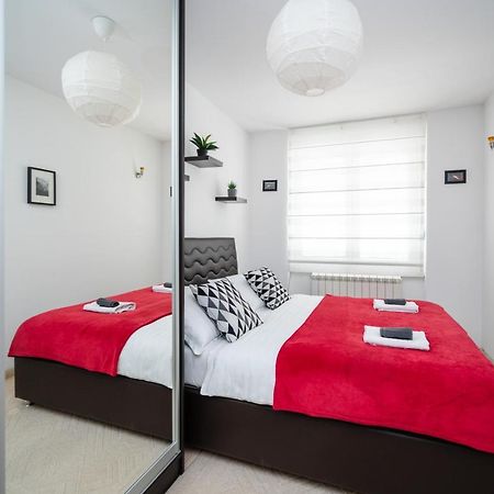 Bright 1Bdr Apartment In The City Center SJJ Exterior foto